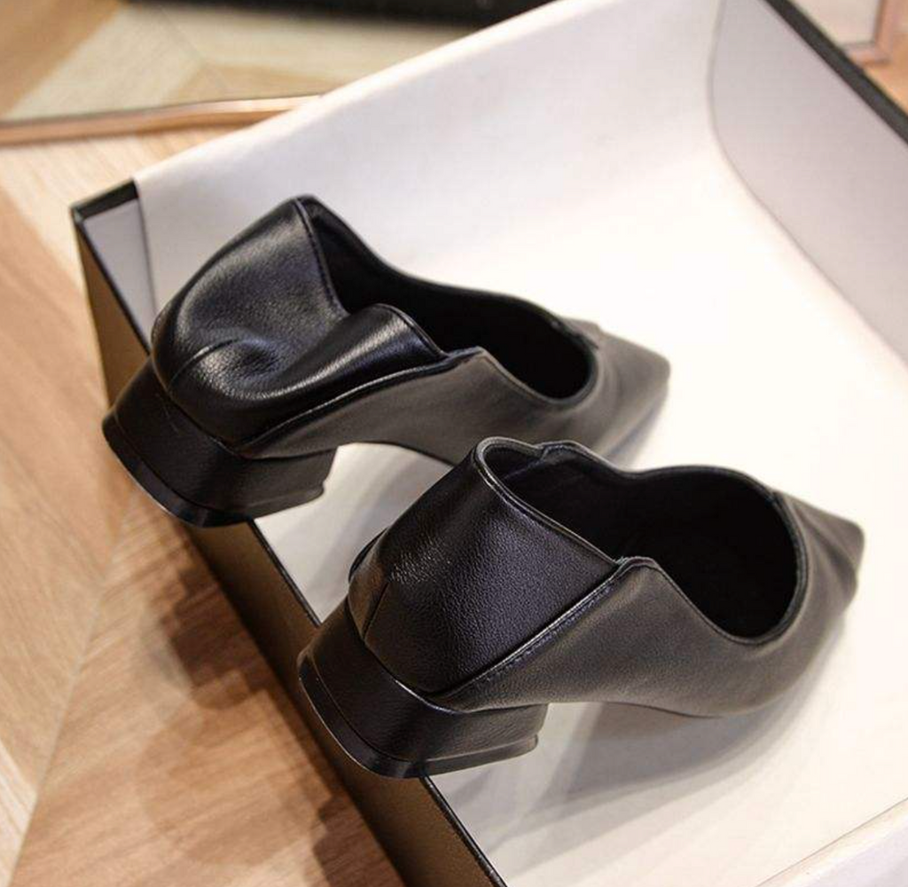 Summer Classic Pointed Shoes