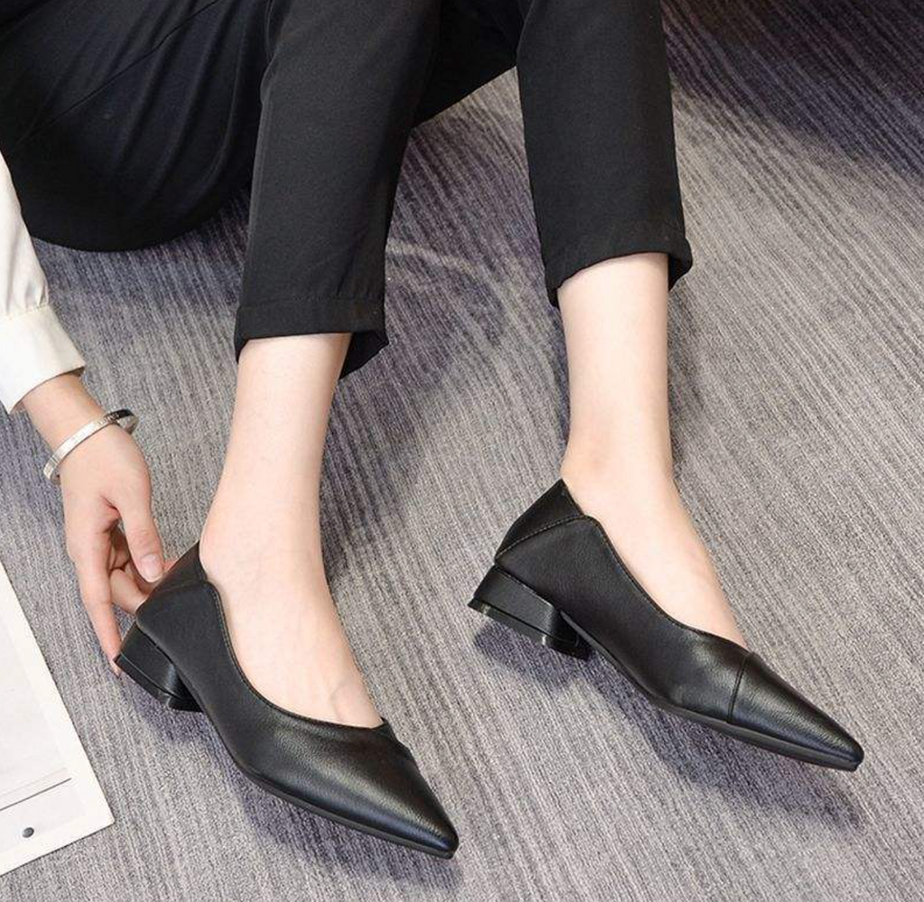 Summer Classic Pointed Shoes